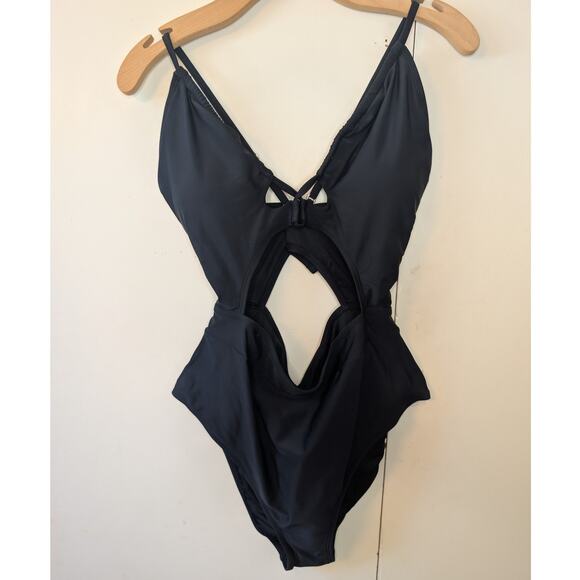 Cupshe Timeless Black One-Piece | XL | New with tags - Picture 1 of 16